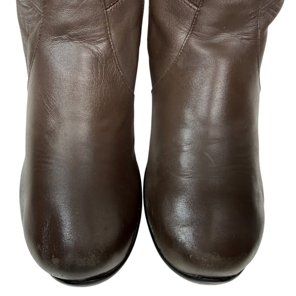 Shoes - Picture 4 of 11